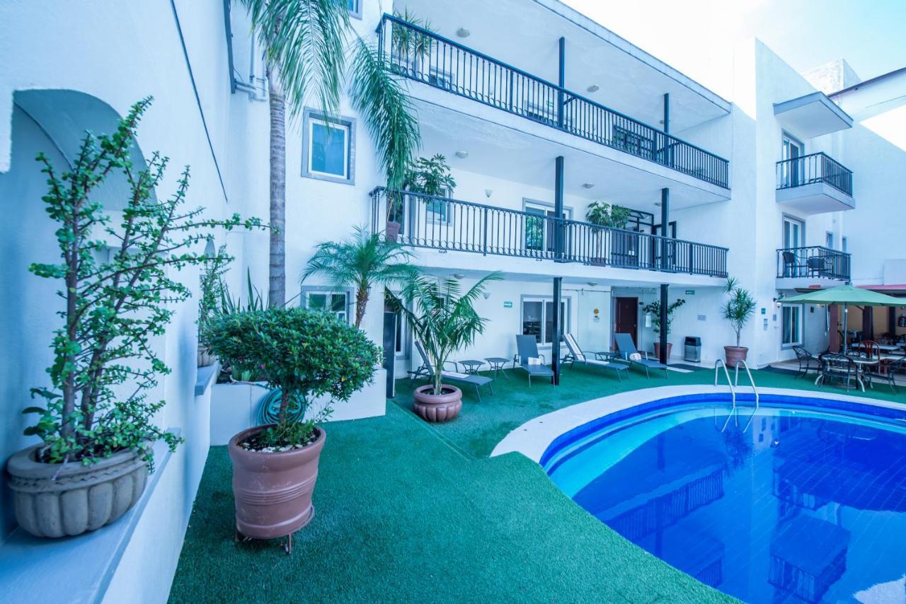 Del Marques And 4* Guadalajara
